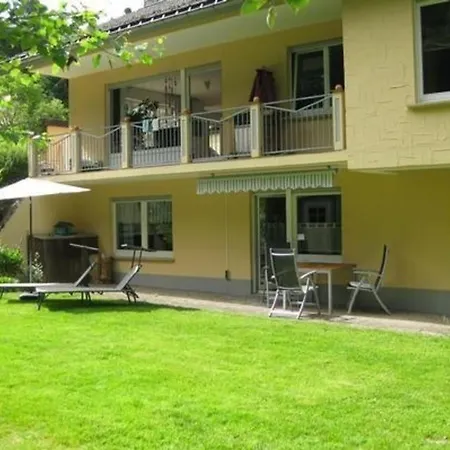 Apartman In Mit Garten Und Terrasse