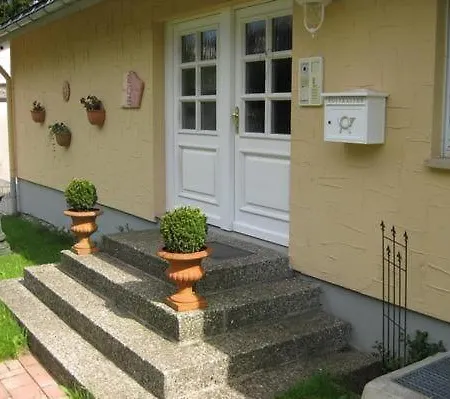 In Mit Garten Und Terrasse Apartment